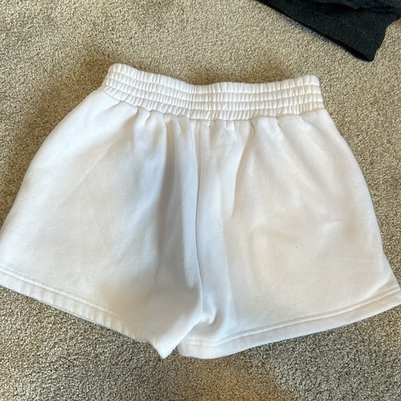 Sweat Shorts - Picture 2 of 2